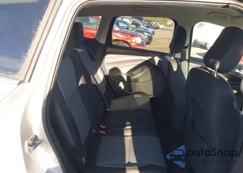 2019 Ford Escape Se from USA, damaged, VIN 1FMCU9GD0KUA10338